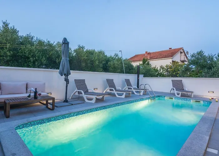 Spanic 2 By Interhome