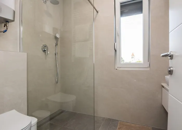 Spanic 2 By Interhome * 维尔