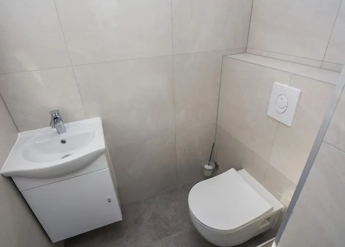 Spanic 2 By Interhome * Vir